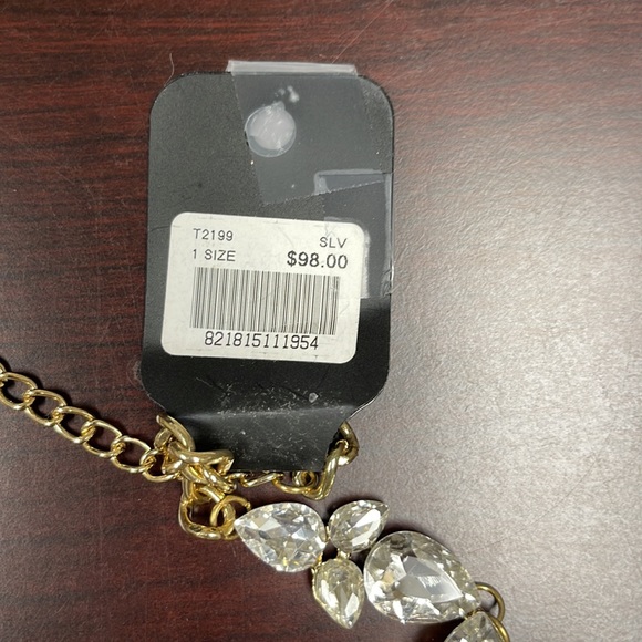 NWT Guess by Marciano Necklace - Picture 9 of 10